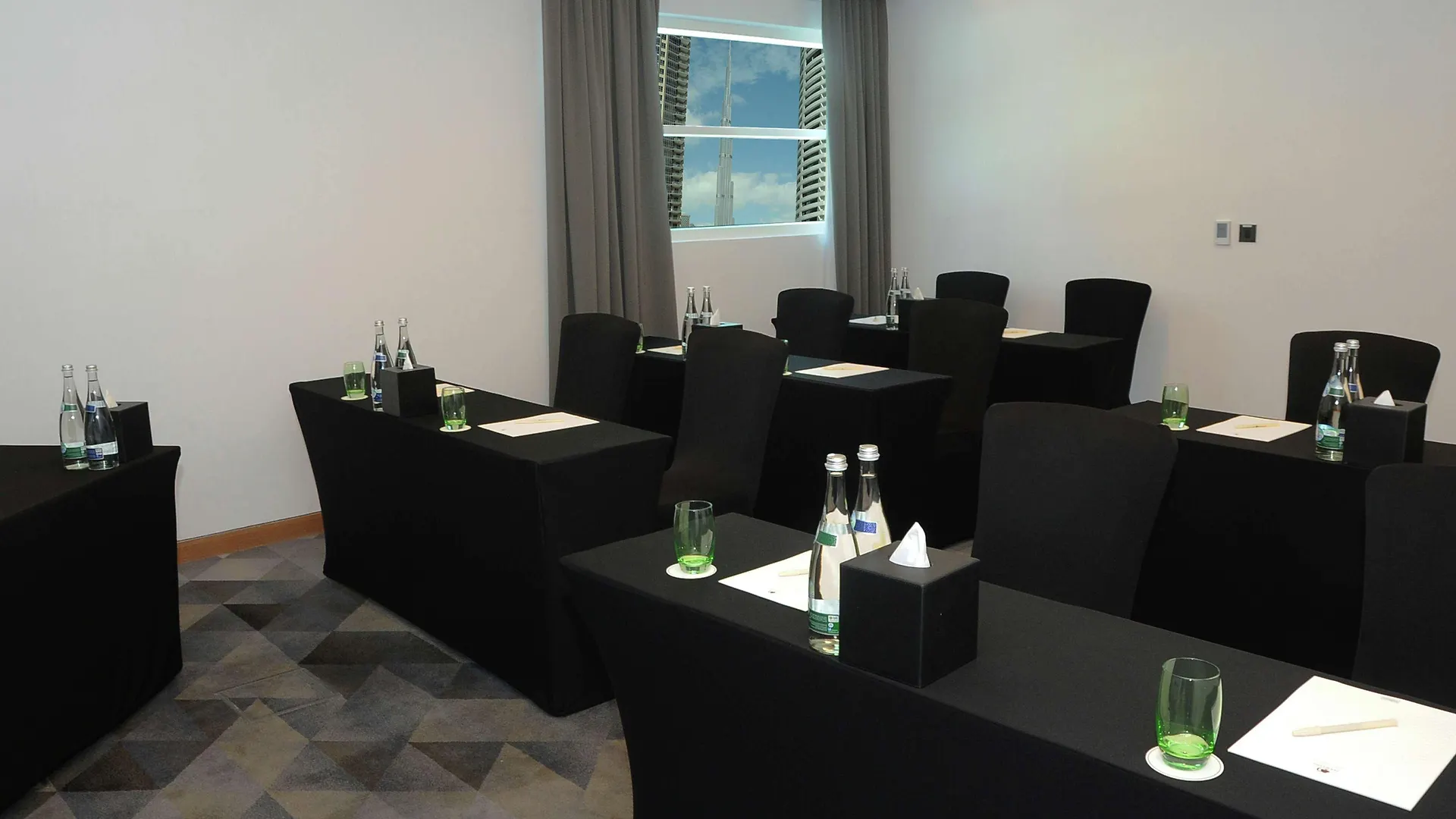 Doubletree By Hilton Dubai - Business Bay Ξενοδοχείο