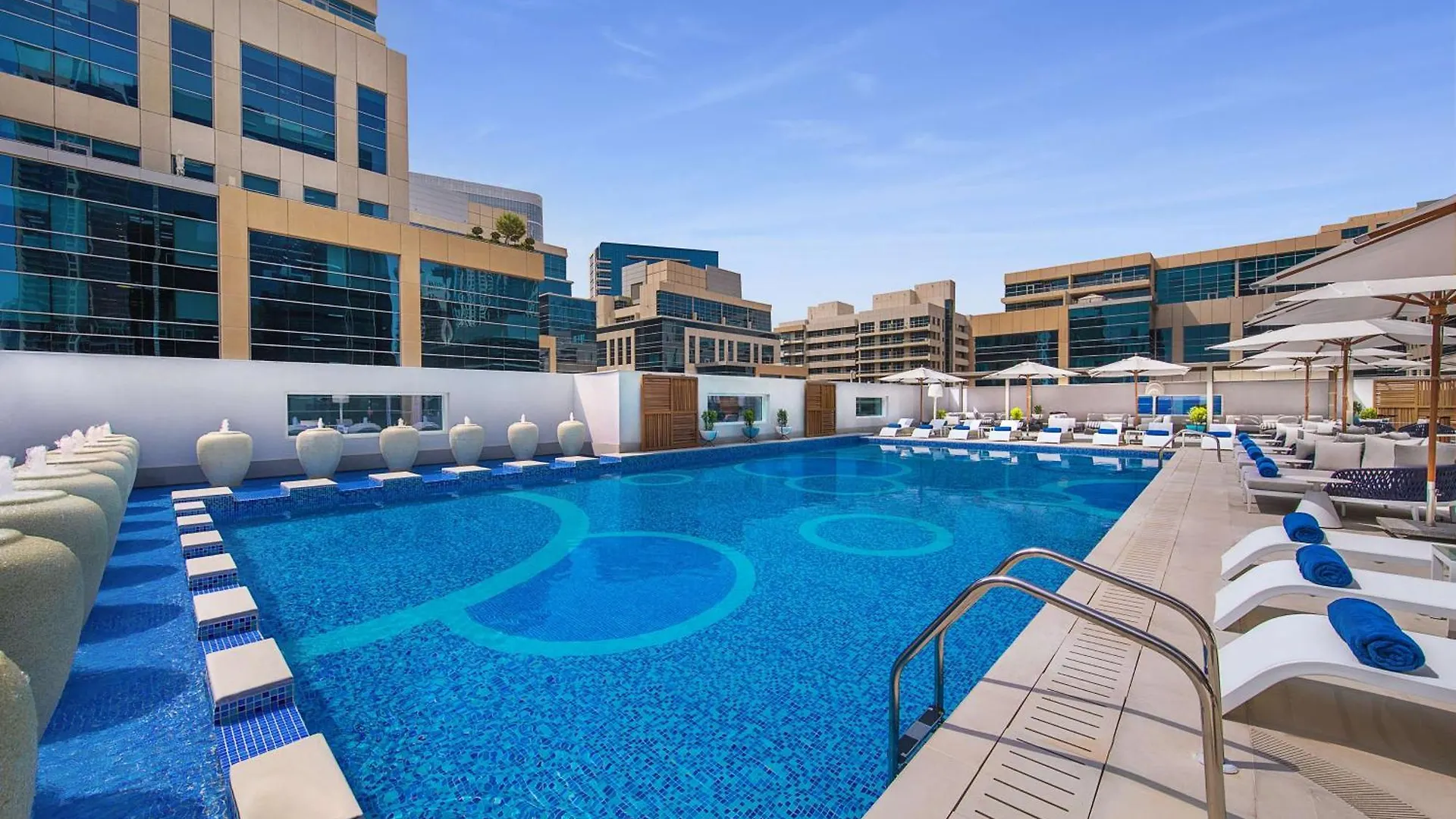 Doubletree By Hilton Dubai - Business Bay Hotel 4*,